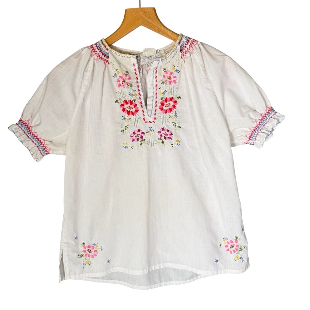 Vintage Hand Embroidered Floral Peasant Blouse White Hungarian Style Cottagecore